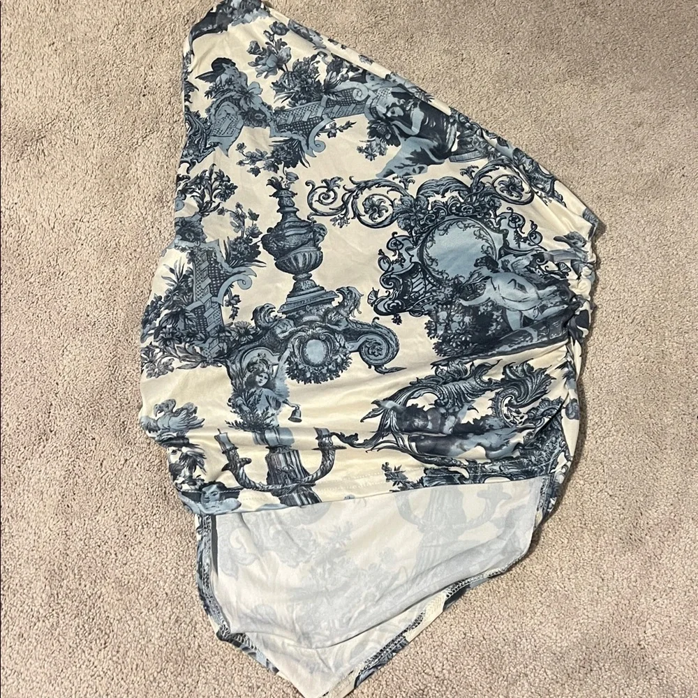 size large shein blue patterned asymmetrical cropped tank top